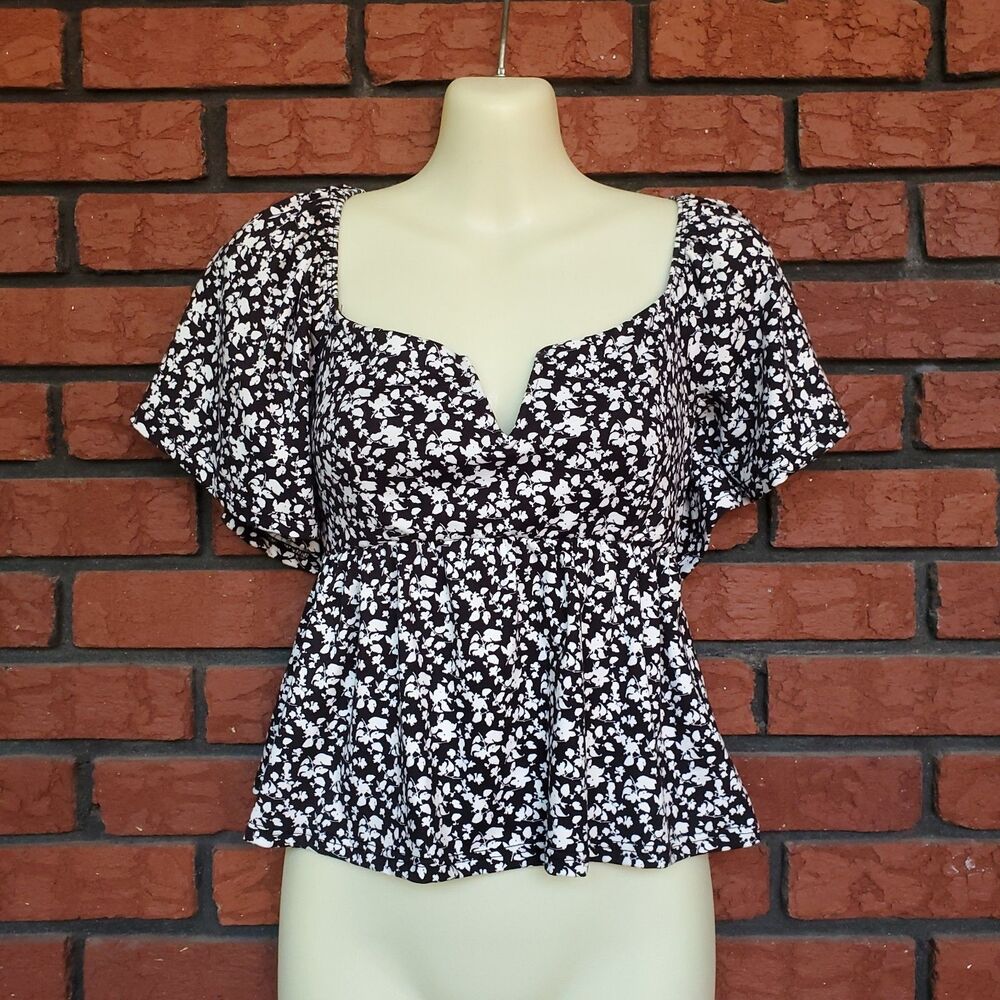Ditsy Floral Top Size S Black White Flutter Sleeve Tie Back Empire Waist Cottage